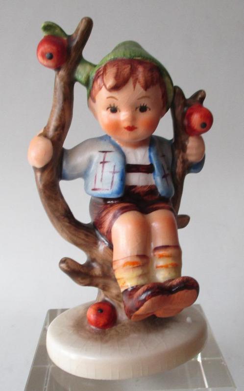 M I Hummel : 142 3/0 -'Apple Tree Boy'- TMK-3 -10 cm., Collections, Statues & Figurines, Comme neuf, Hummel, Envoi