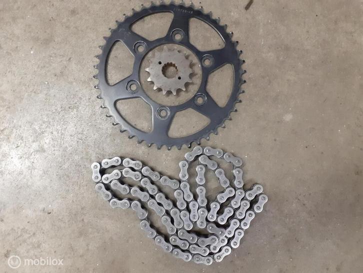 Ketting tandwielen kettingset Monster 620 695 Supersport 620, Motoren, Onderdelen | Ducati, Gebruikt, Ophalen of Verzenden