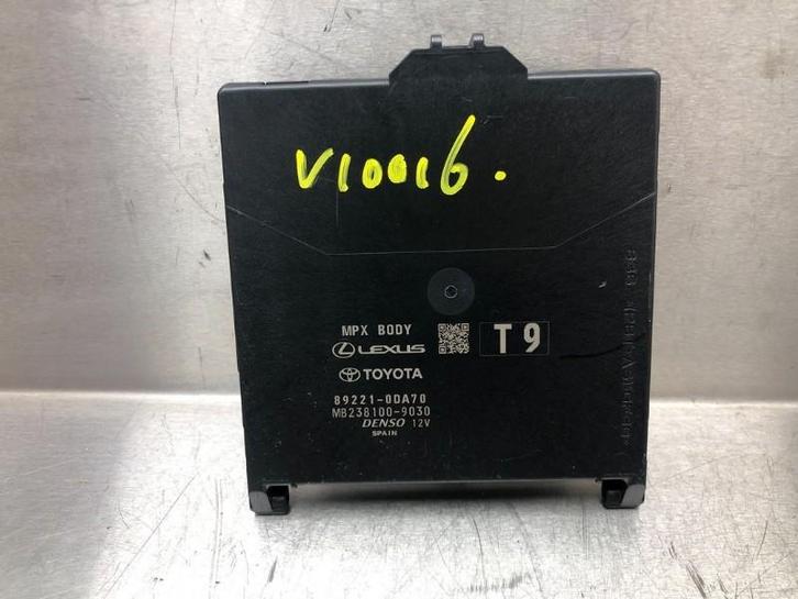 COMPUTER DIVERSEN Yaris IV (P21 / PA1 / PH1) (|892210DA70|), Auto-onderdelen, Elektronica en Kabels, Toyota, Gebruikt