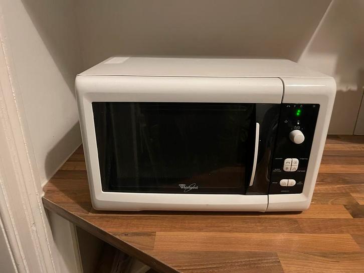 Whirpool - kleine magnetron - microgolfoven, Elektronische apparatuur, Microgolfovens, Zo goed als nieuw, Vrijstaand, Microgolfoven