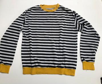 Trui of sweater gestreept maat M beschikbaar voor biedingen