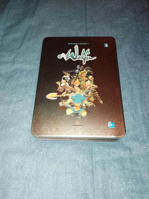 Te koop in een dvd-box de complete manga van seizoen 1 van W, Cd's en Dvd's, Dvd's | Tekenfilms en Animatie, Zo goed als nieuw