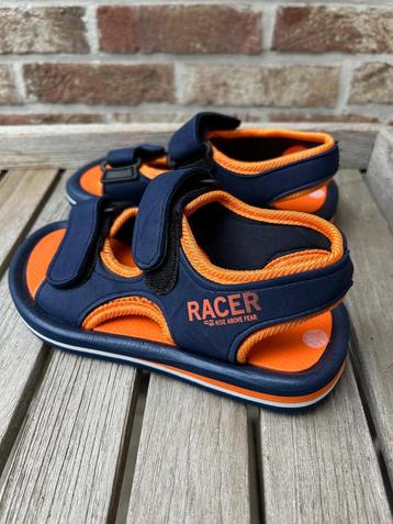 WATER SLOEFEN RACER MAAT 32 ZO GOED ALS NIEUW  beschikbaar voor biedingen