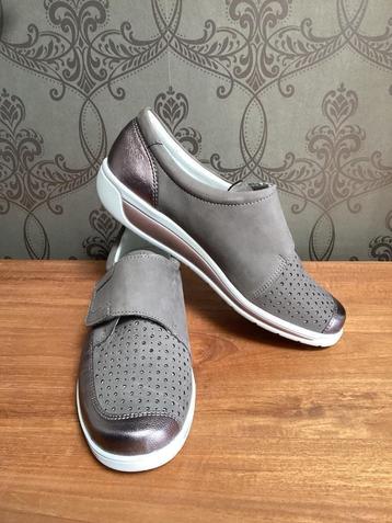 Ara classic schoenen 38 beschikbaar voor biedingen