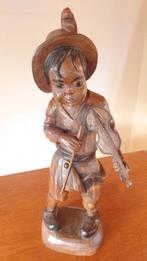 Vintage Handgesneden houten beeldje Jongen speelt viool, Antiek en Kunst, Kunst | Beelden en Houtsnijwerken, Ophalen