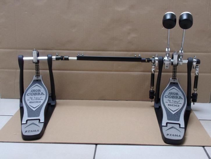 Tama Iron Cobra HP600DTW Double Bass drum pedal, Muziek en Instrumenten, Drumstellen en Slagwerk, Zo goed als nieuw, Tama, Ophalen