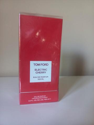 Tom ford electric cherry sealed beschikbaar voor biedingen
