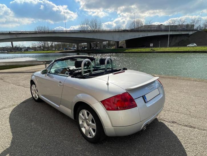 Audi TT 1.8 Cabrio, Auto's, Audi, Particulier, Cabrio, Airbags, Alarm, Elektrische ramen, Lichtmetalen velgen, Metaalkleur, Open dak