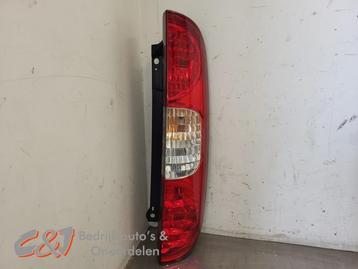 Achterlicht rechts van een Fiat Doblo beschikbaar voor biedingen