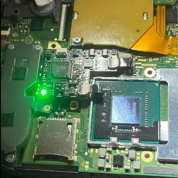 Réparation et entretien de consoles, Enlèvement, Comme neuf, Switch OLED