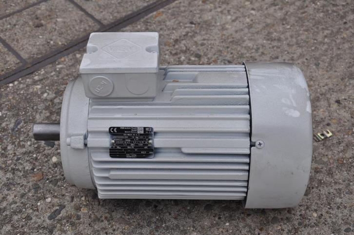 Nieuwe elektrische flens motoren VEM - Leroy Somer - NIEUW!!, Doe-het-zelf en Bouw, Motoren, Nieuw, Elektromotor, 1400 tot 1800 rpm