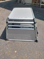 Hondentransportbox, Ophalen