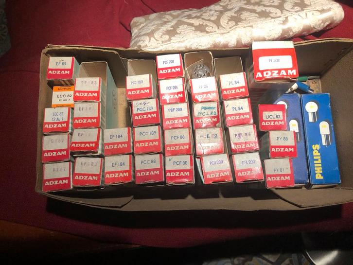 33 NOS buizen Adzam, Audio, Tv en Foto, Overige Audio, Tv en Foto, Zo goed als nieuw, Ophalen of Verzenden
