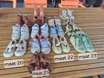Kinderschoenen beschikbaar voor biedingen