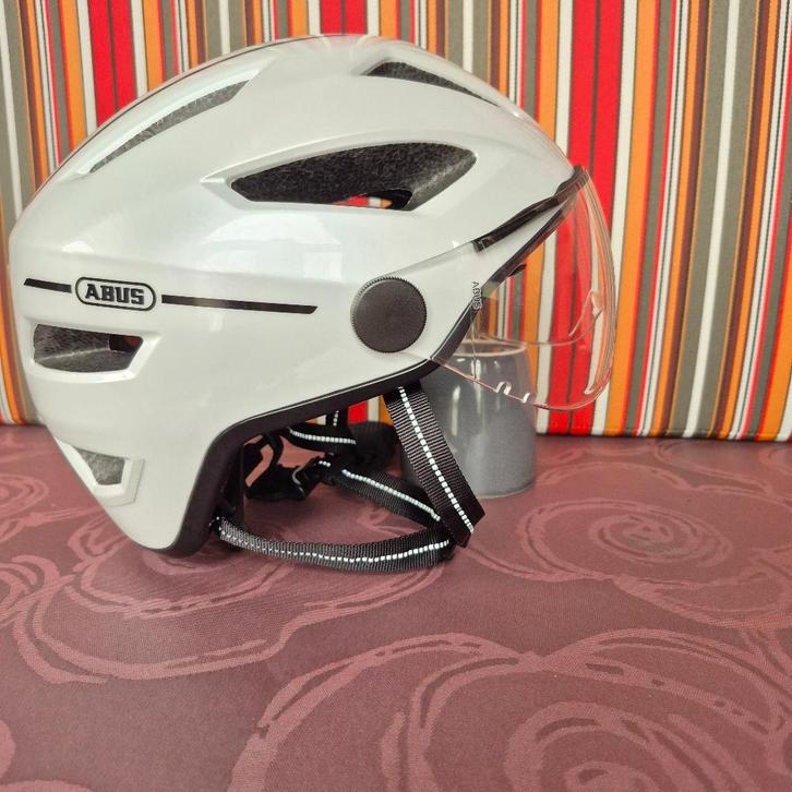 Abus Speedpedelec 2.0 ACE, Fietsen en Brommers, Fietsaccessoires | Fietshelmen, Zo goed als nieuw, M, Ophalen of Verzenden