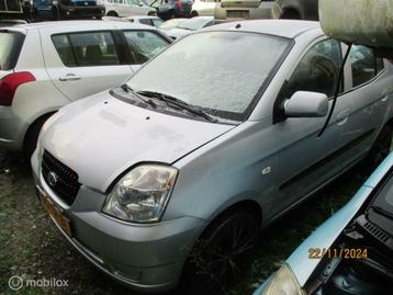 Onderdelen Kia Picanto 1.0 LX 2007 beschikbaar voor biedingen