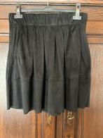 Jupe noire en velours, Vêtements | Femmes, Jupes, Enlèvement, Noir, Au-dessus du genou, Taille 36 (S)