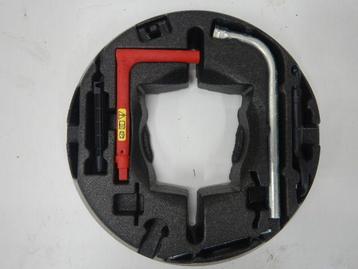 Audi A4 8W5 Schuim + Gereedschap 8W0012109 beschikbaar voor biedingen