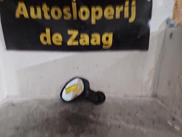 Buitenspiegel links van een Fiat 500 beschikbaar voor biedingen