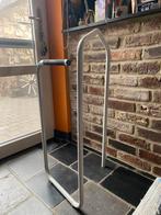Valet de chambre métallique, Zo goed als nieuw