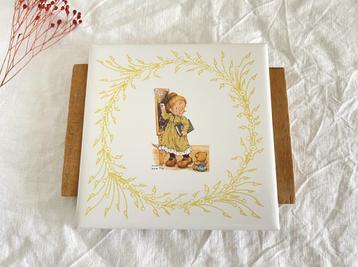 Sous-plat en céramique et poignées en bois Sarah Kay beschikbaar voor biedingen