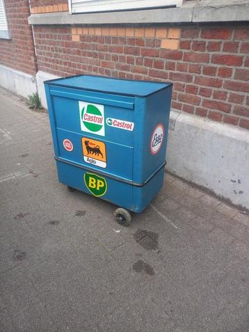 servante vintage ouverture 2 cotés avec verouillage beschikbaar voor biedingen
