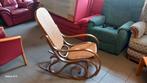 2 stoelen/Handgemaakte rieten schommelstoelen, Huis en Inrichting, Ophalen of Verzenden, Zo goed als nieuw
