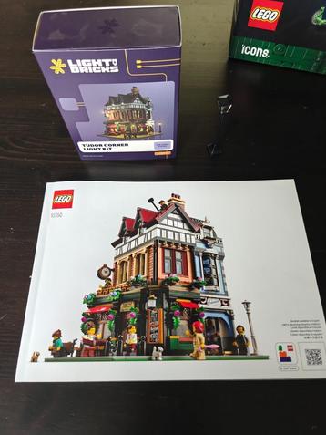 Lego 10350 Tudor Corner + Light Set beschikbaar voor biedingen