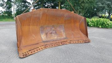 Caterpillar D 8 K U blade beschikbaar voor biedingen