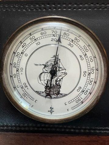 Vintage nautisch wandpaneel met barometer & thermometer beschikbaar voor biedingen
