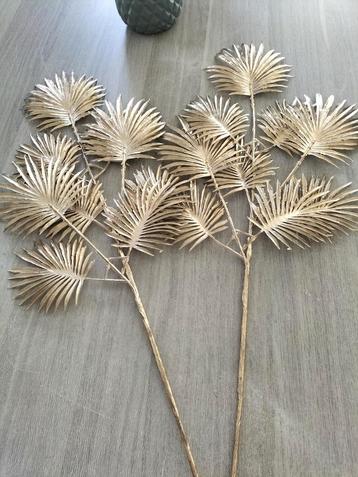 2x Goudkleurige kunststengel van een palmboom 65cm beschikbaar voor biedingen