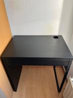 IKEA zwart bureau, Huis en Inrichting, Bureaus, Ophalen, Zo goed als nieuw, Bureau