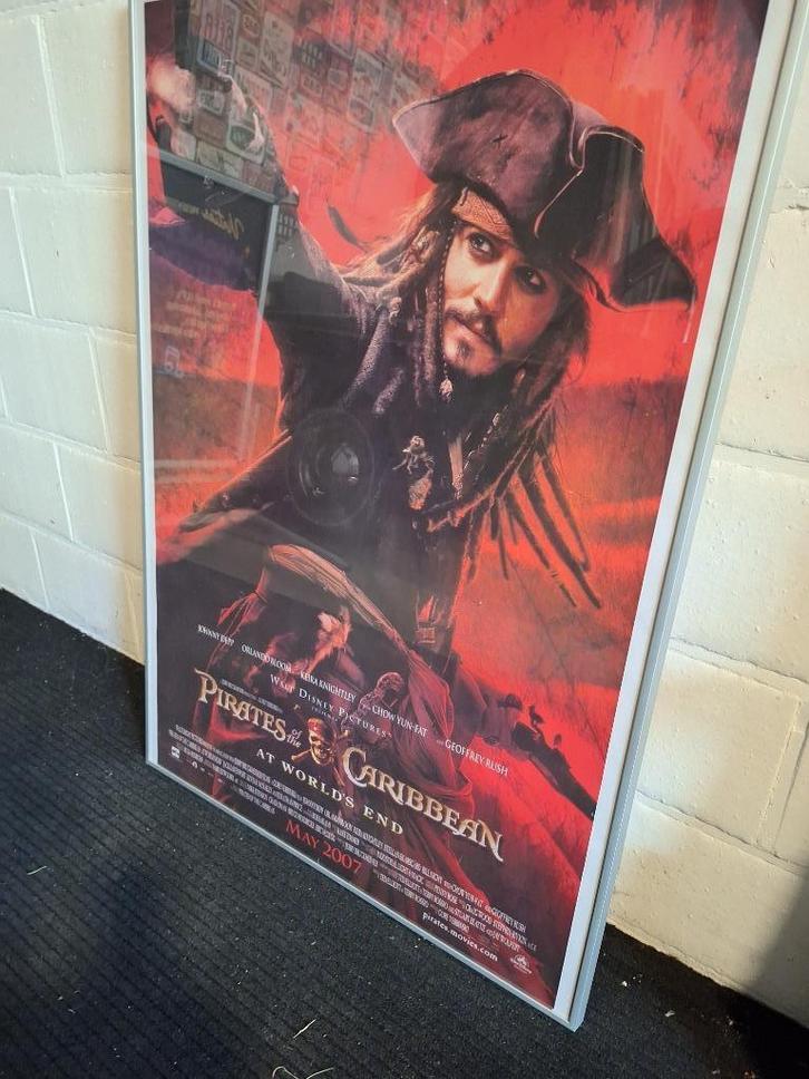 Filmposter Pirates of the Caribbean in kader, Verzamelen, Retro, Huis en Inrichting, Ophalen