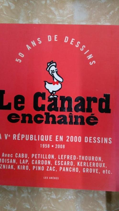 Le Canard Enchaîne - La Ve République en 2000 modèles, Livres, Journaux & Revues, Comme neuf, Enlèvement ou Envoi