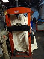 Hydraulische pers, Ophalen, Zo goed als nieuw