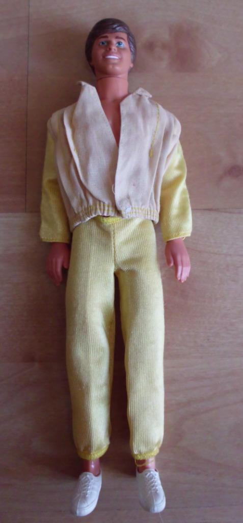 Barbiepop KEN MUSIC LOVIN 1987, Kinderen en Baby's, Speelgoed | Poppen, Gebruikt, Barbie, Ophalen of Verzenden