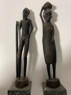 Afrikaans houtsnijwerk koppel, Enlèvement