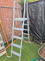 Zwembad ladder, Ophalen, Zo goed als nieuw, Ladder