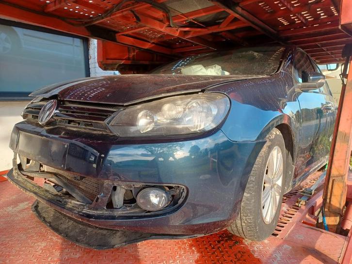 Volkswagen Golf 6 1.2 TSI à vendre en pièces détachées, Autos : Pièces & Accessoires, Carrosserie & Tôlerie, Volkswagen, Enlèvement