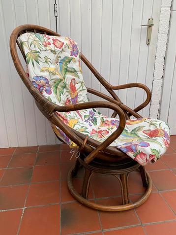 Fauteuil rotin vintage 