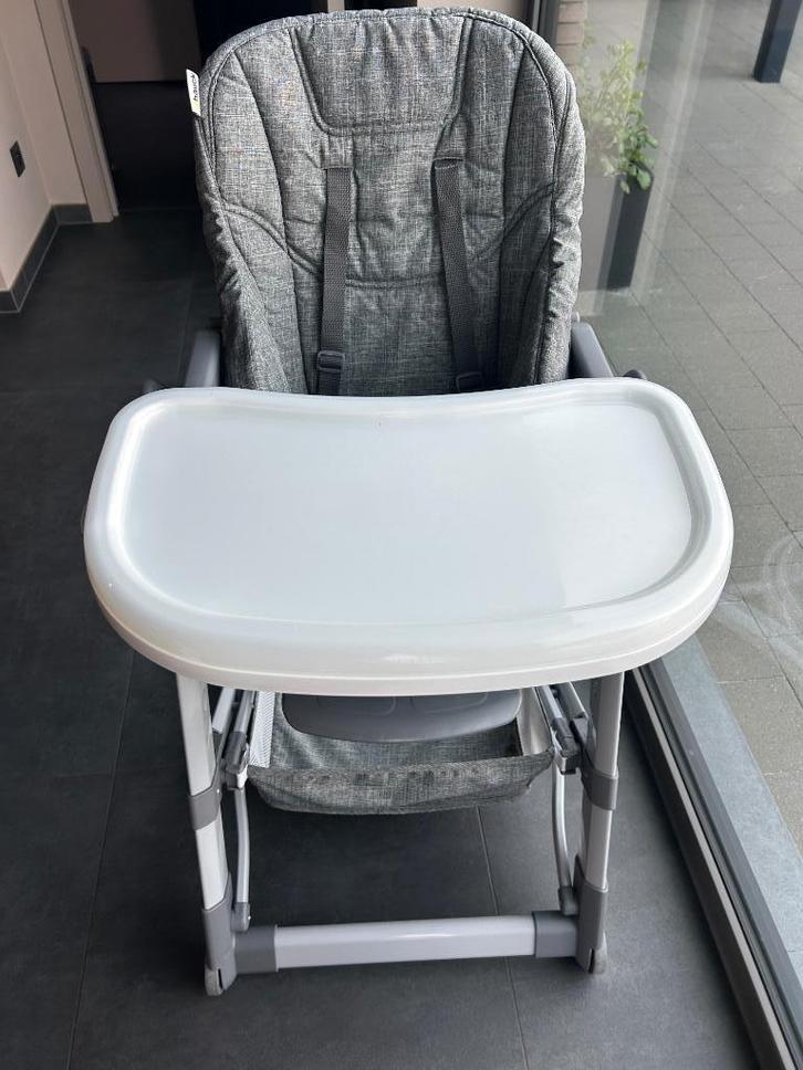 Hauck eetstoel, Kinderen en Baby's, Kinderstoelen, Gebruikt, Meegroeistoel, Aanschuifbaar, Afneembaar eetblad, Gordel(s), Ophalen