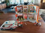 Playmobil ziekenhuis met ambulance, Kinderen en Baby's, Speelgoed | Playmobil, Ophalen of Verzenden, Zo goed als nieuw