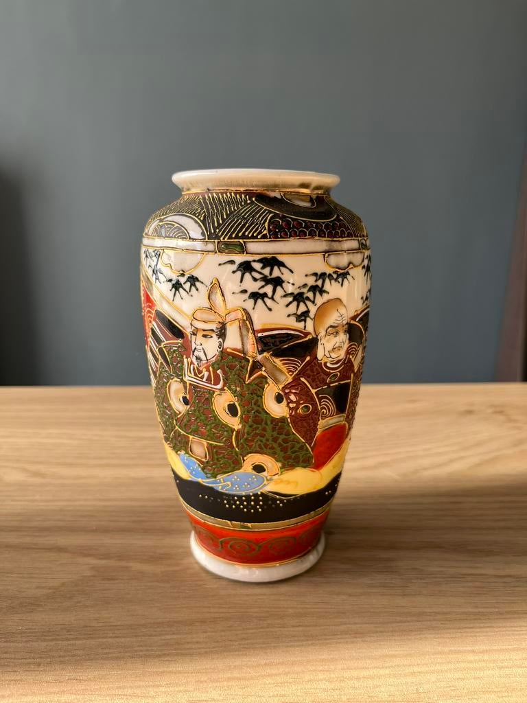 Antieke Japanse porseleinen vaas, Antiek en Kunst, Antiek | Vazen, Ophalen