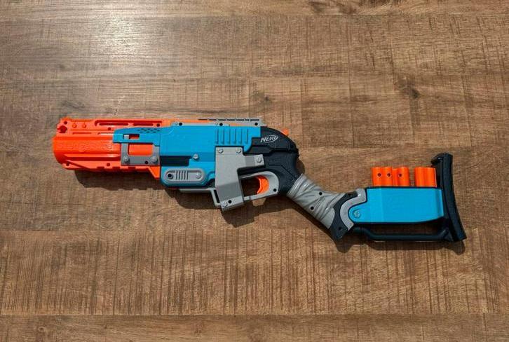 Nerf Zombie Strike Sledgefire, Kinderen en Baby's, Speelgoed | Buiten | Actiespeelgoed, Gebruikt, Ophalen