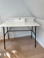Bureau wit met zwarte poten, Huis en Inrichting, Ophalen, Zo goed als nieuw, Bureau