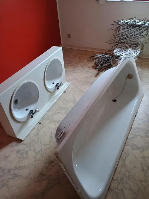 Badkamer, Badkuip, Lavabo, Huis en Inrichting, Badkamer | Badkamermeubels, Gebruikt, Ophalen of Verzenden