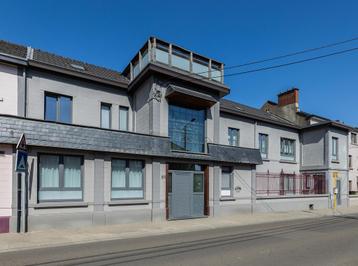 Appartement à Aiseau-Presles, 2 chambres