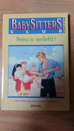 A.M. Martin - Petra is verliefd!, Ophalen of Verzenden, Gelezen, A.M. Martin