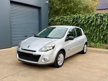 Renault Clio 1.6 Automaat TomTom Edition/Leder/12 M garantie beschikbaar voor biedingen