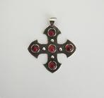 Groot zilveren kruis met granaten, Handtassen en Accessoires, Kettinghangers, Verzenden, Zo goed als nieuw, Zilver, Zilver